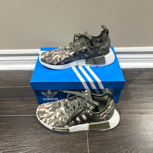 Adidas Junior NMD_R1 Shoes - Picture 5 of 9